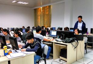 商贸技术系学子全力以赴，全国大学生外贸从业能力大赛激战正酣